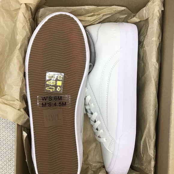 Shoes - Picture 2 of 4